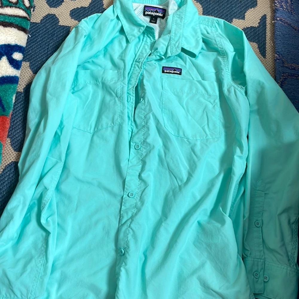 Women’s Large Patagonia Teal Button Down Shirt